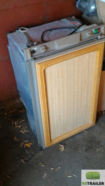 Холодильник Electrolux 3