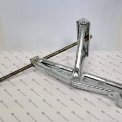 Фото &mdash; Опоры винтовые для каравана 0