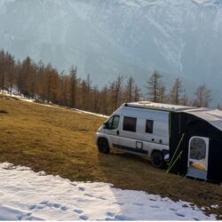 Dometic Rally Air PRO 240 T/G — самостоятельная палатка для фургона. Распродажа 1