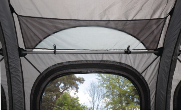 Reimo Marina Air — надувная палатка для каравана 1