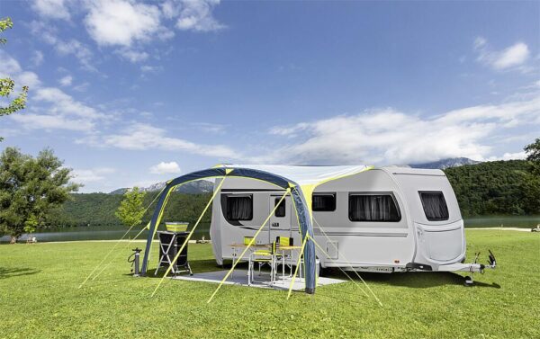 SLR Discoverer Caravan