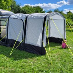 Фото — Campasist AIR-300W надувная палатка для микроавтобуса 0