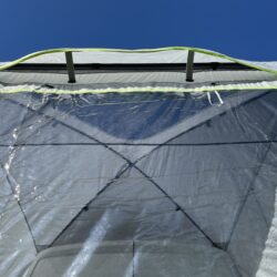 Фото &mdash; Бескаркасные палатки Reimo на заднюю дверь минивена 6