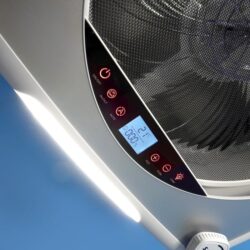 Фото — Sanjo Plus Fan — люк с вентилятором 1