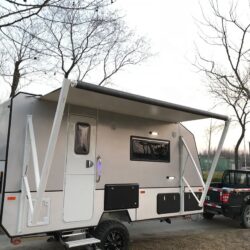 Awnlux W5700 — маркиза электрическая настенная 1