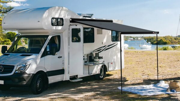 Awnlux W5900 — настенная маркиза 1