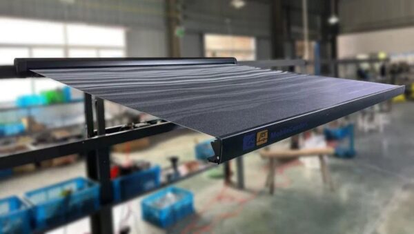 MobileComfort EAGLE — настенная безопомаркиза 1