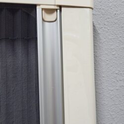 Сдвижная москитная сетка Sanjo для входной двери 1