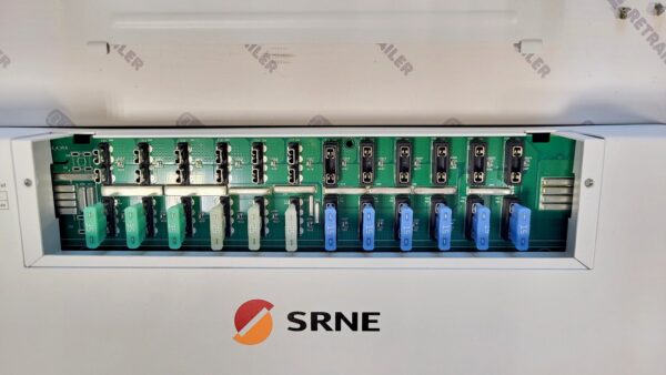 SRNE DB12 — распределительный блок 1